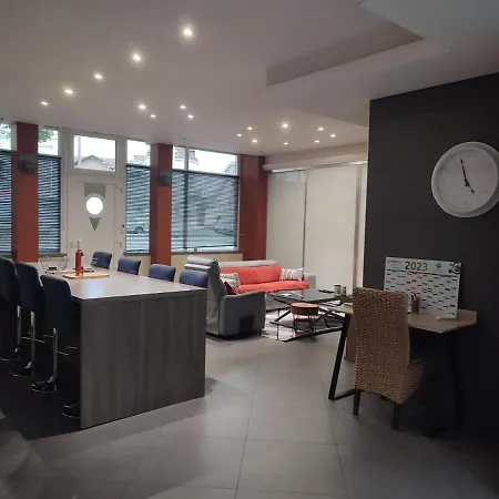 Agreable Maison De Ville, Proche Du Centre بيت للعطل *